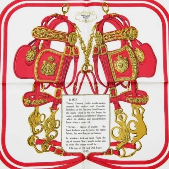 Share HERMES Square Silk Scarf Square 43cm x 43cm Blue Red White Gold - Picture 2 of 10